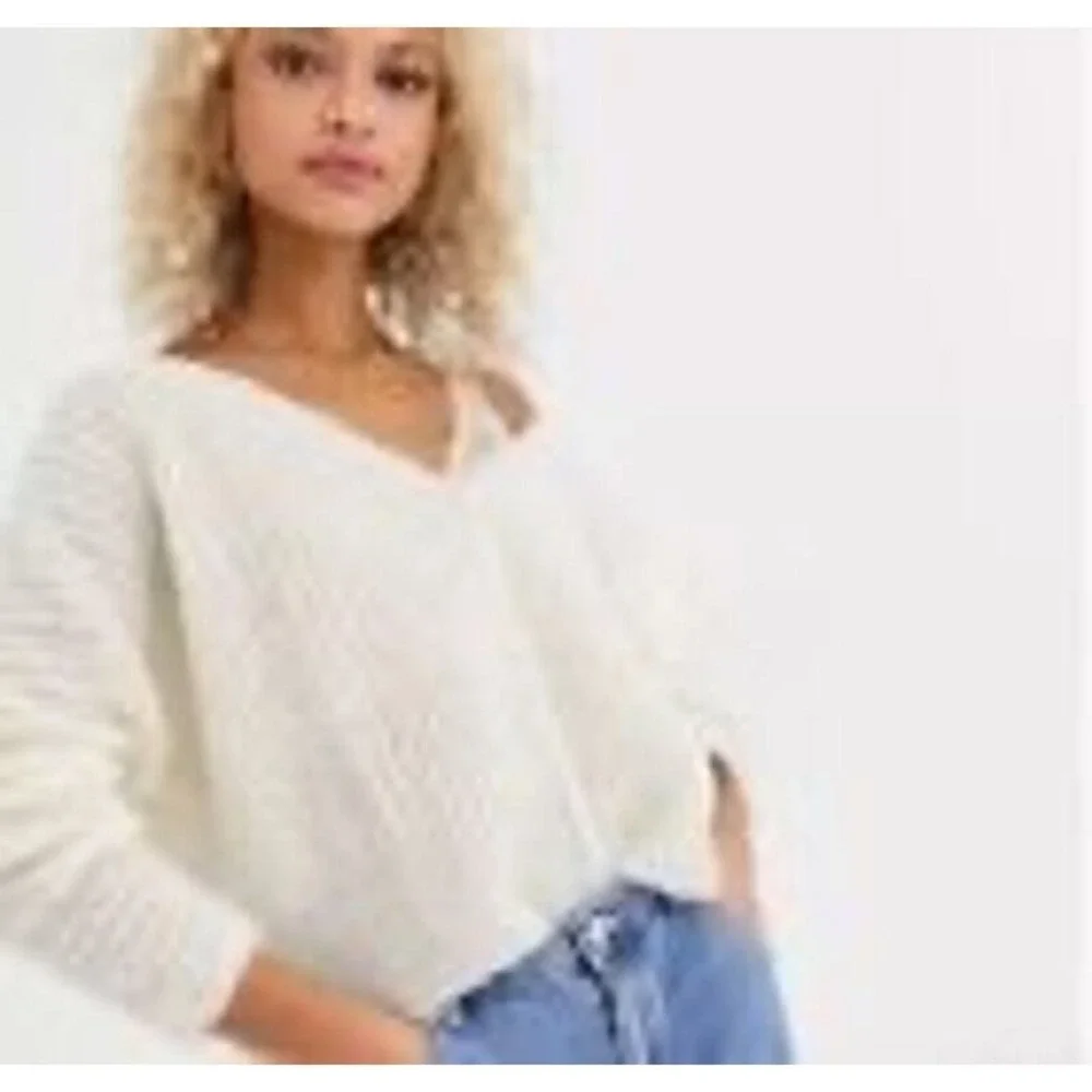Free People Moonbeam V-Neck Pullover‎ Sweater Alpaca Soft Ivory Crop Size:M NWOT